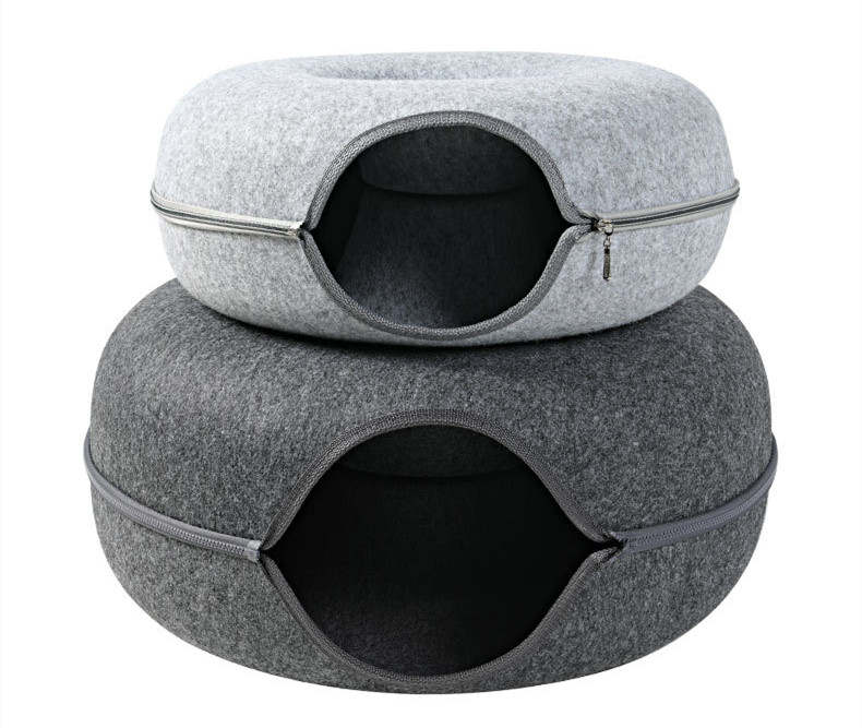 Indoor Cats Detachable Round Felt Cat Bed + Magic Organ Cat Scratch Board